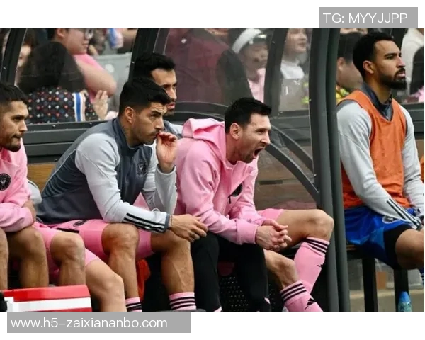 2026年3月份新闻北京足球队状态引发热议球迷与专家观点大相径庭 2026年3月份新闻北京足球队状态引发热议球迷与专家观点大相径庭